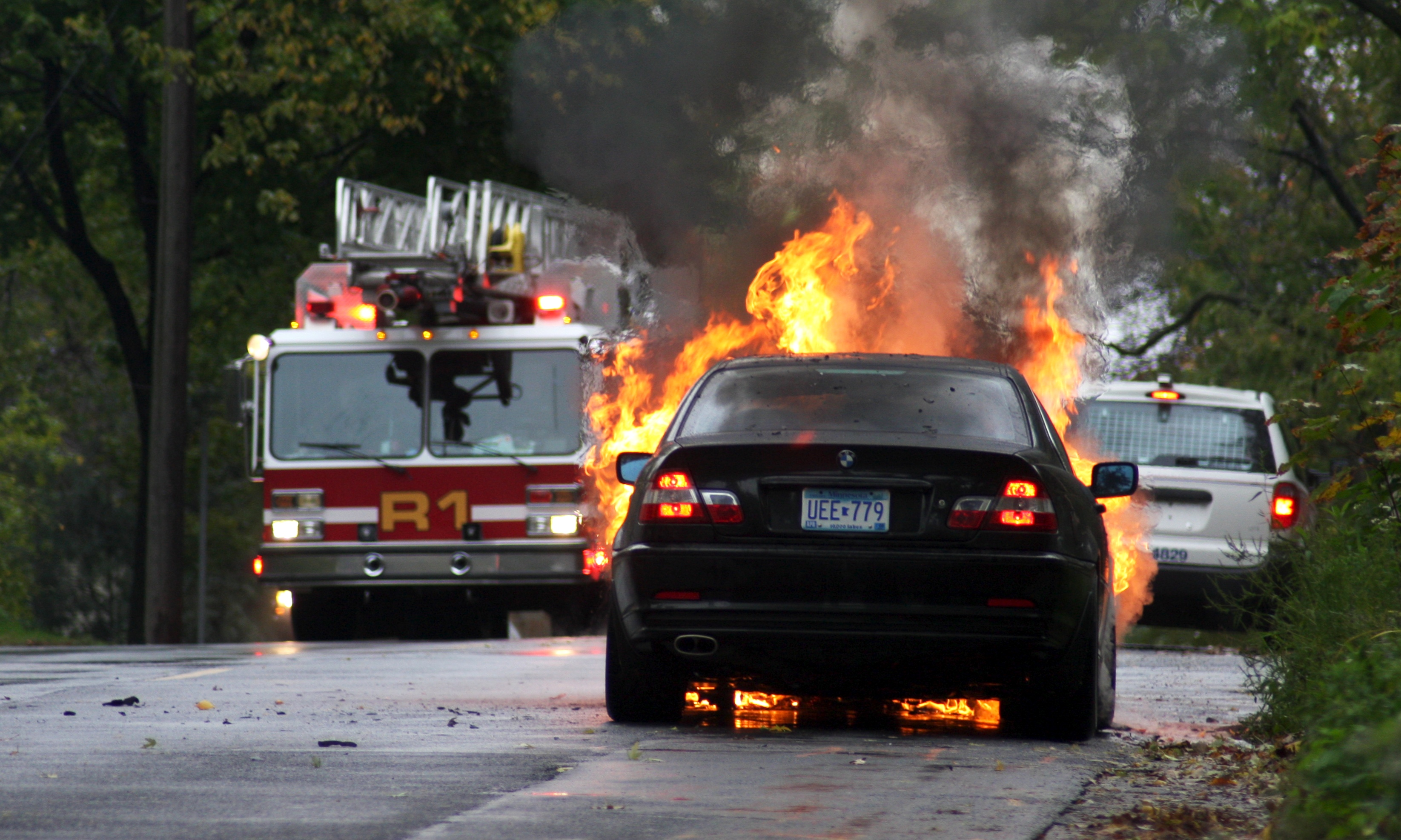 File:BMW Car Fire 1628268931.jpg  Wikimedia Commons