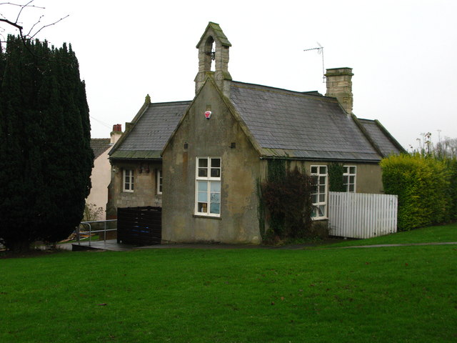 File:Burton Leonard School - geograph.org.uk - 1598851.jpg