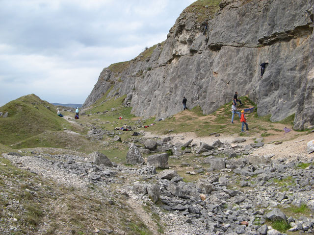 File:Climbers at Trevor Rocks - geograph.org.uk - 1356660.jpg