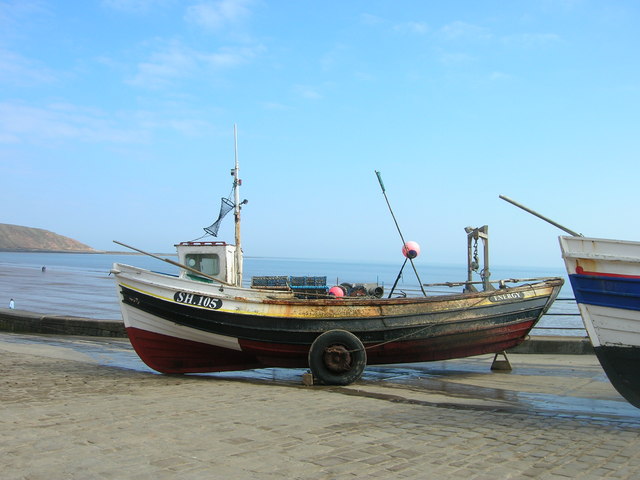 File:Coble Landing - geograph.org.uk - 1230680.jpg