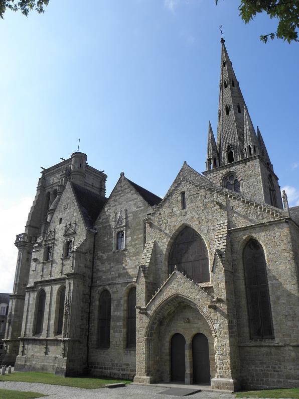 Basilique Notre-Dame-de-Bon-Secours  France Bretagne Côtes-d'Armor Guingamp 22200