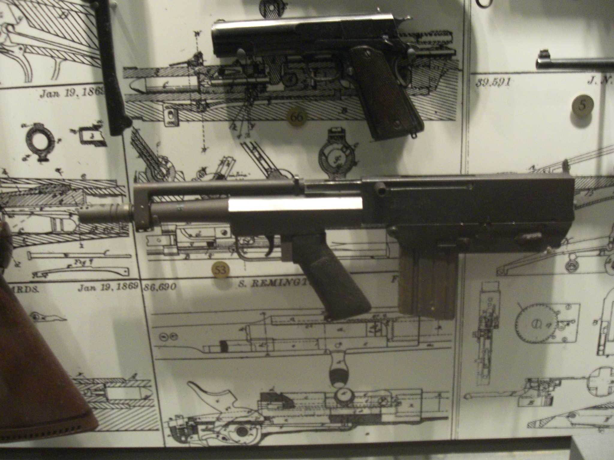 Файл:Gwinn Arms Bushmaster pistol.jpg