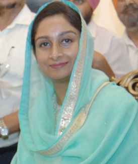 File:Harsimrat Kaur.jpg