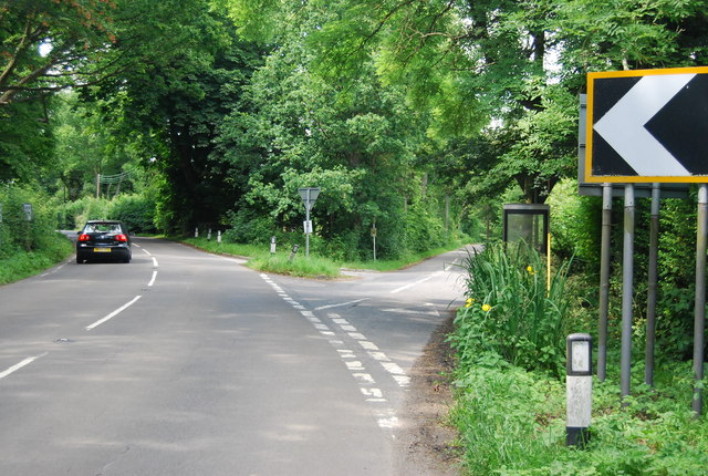 File:Hartfield Rd, Hever Lane - geograph.org.uk - 4142689.jpg