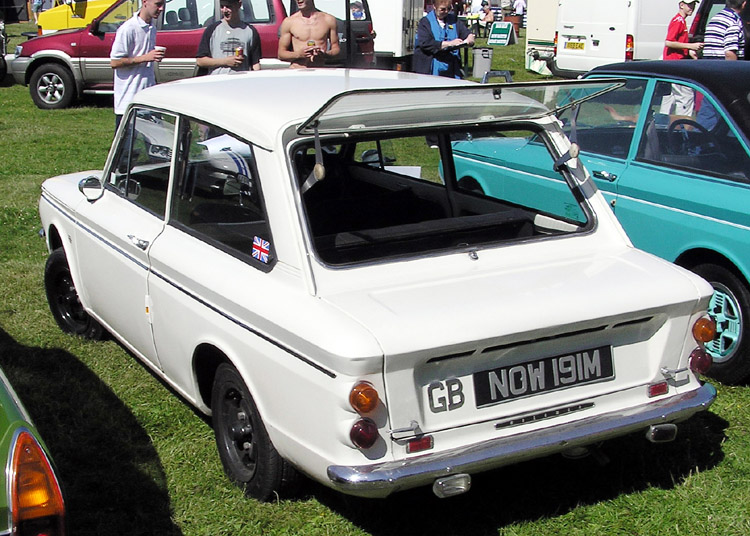 File:Hillman.imp.white.arp.750pix.jpg