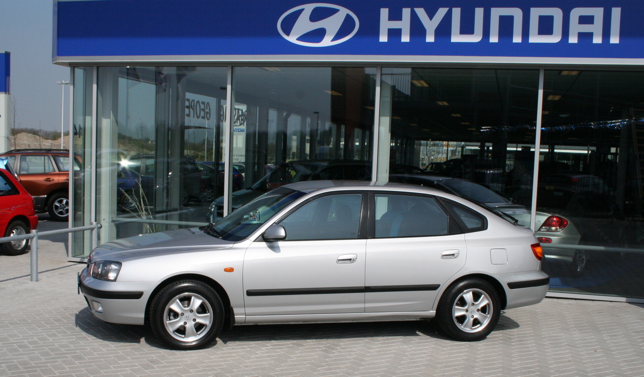 file hyundai elantra 2000 jpg wikimedia commons https commons wikimedia org wiki file hyundai elantra 2000 jpg