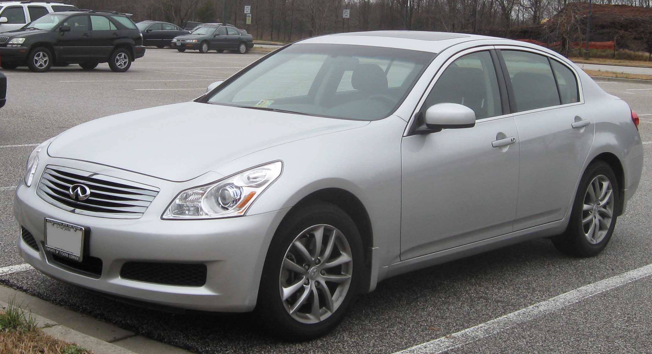 Infiniti g35 White