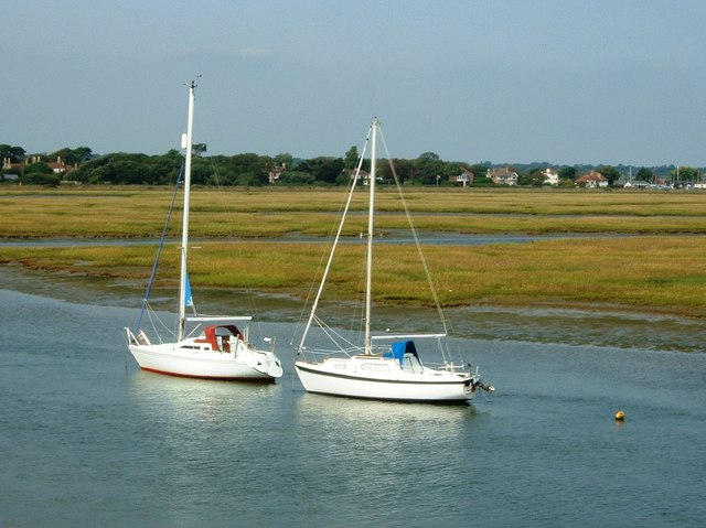 Keyhaven from Hurst Spit - geograph.org.uk - 333985