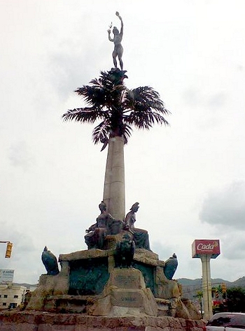 File:La India Monument, Caracas.jpg