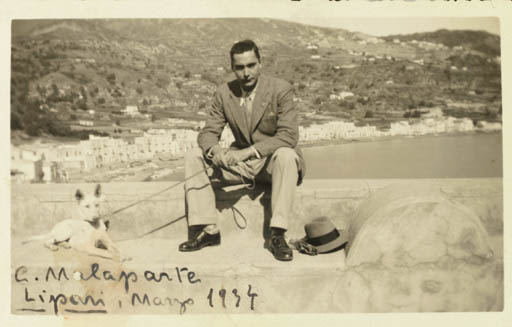 File:Malaparte Lipari 1934.jpg