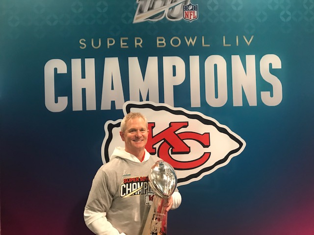 Hear Mitch Holthus' radio call as the Chiefs won Super Bowl LVII