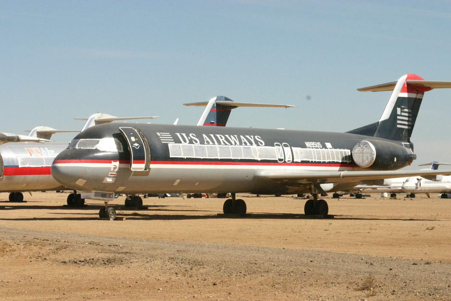 File N5us Fokker Fk 100 Us Airways Jpg Wikimedia Commons