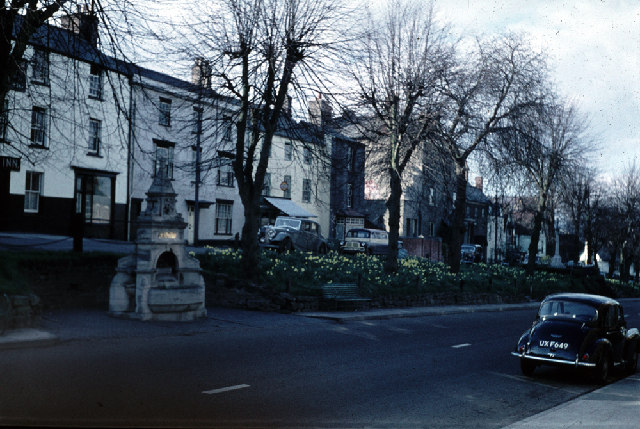 File:Newnham-on-Severn 1959 - geograph.org.uk - 64703.jpg