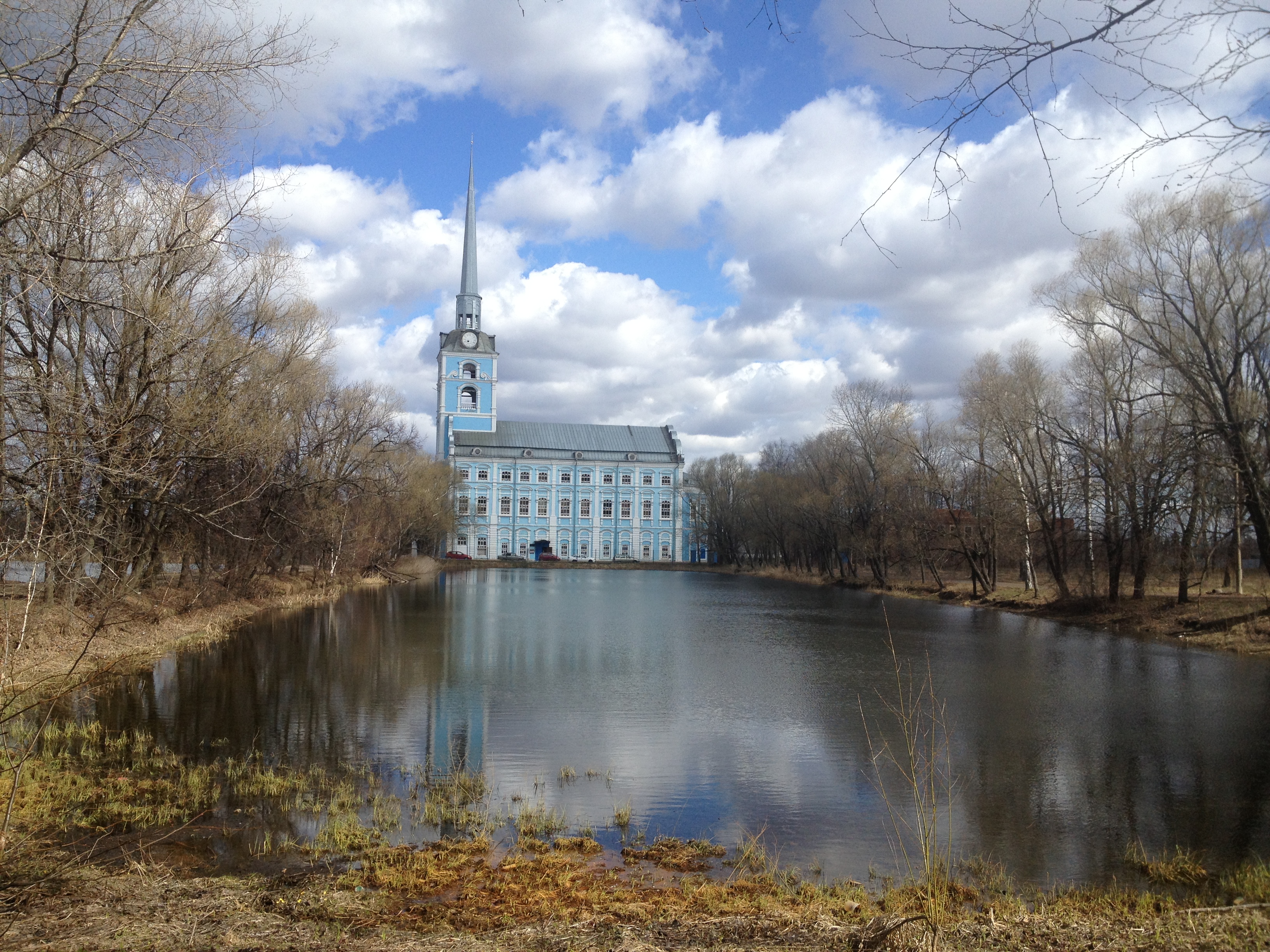 петропавловский парк в ярославле