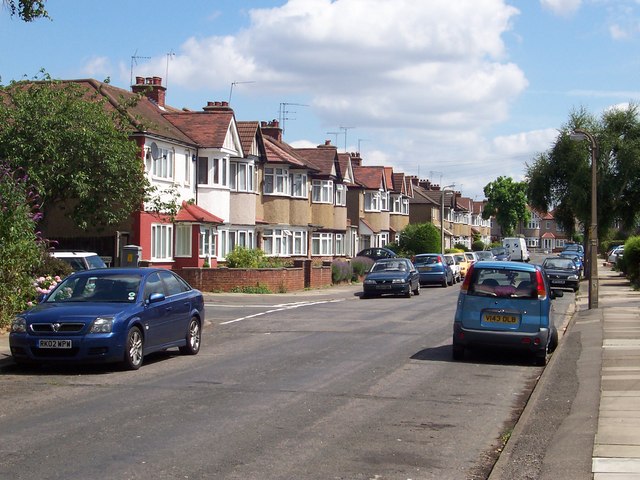 File:Seaton Gardens - geograph.org.uk - 306481.jpg