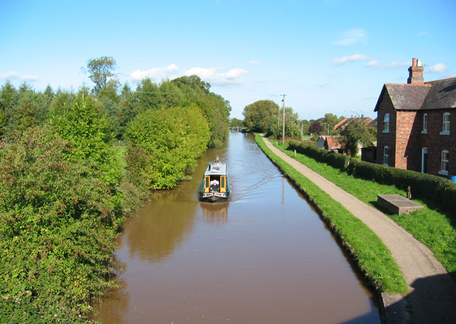 Shropshire Union Canal, SW of Nantwich - geograph.org.uk - 256806