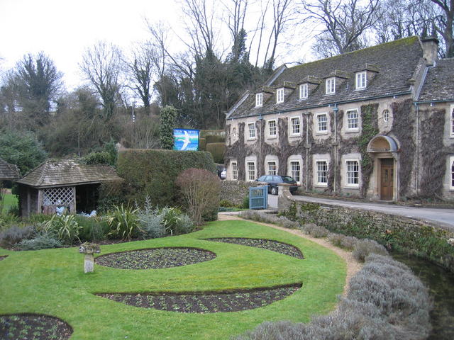 Swan Hotel, Bibury - geograph.org.uk - 553082