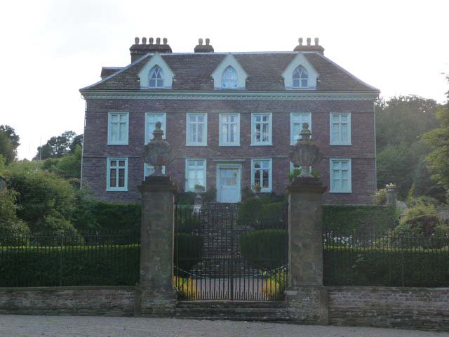 File:Trewyn House - 3632797 - geograph.org.uk.jpg