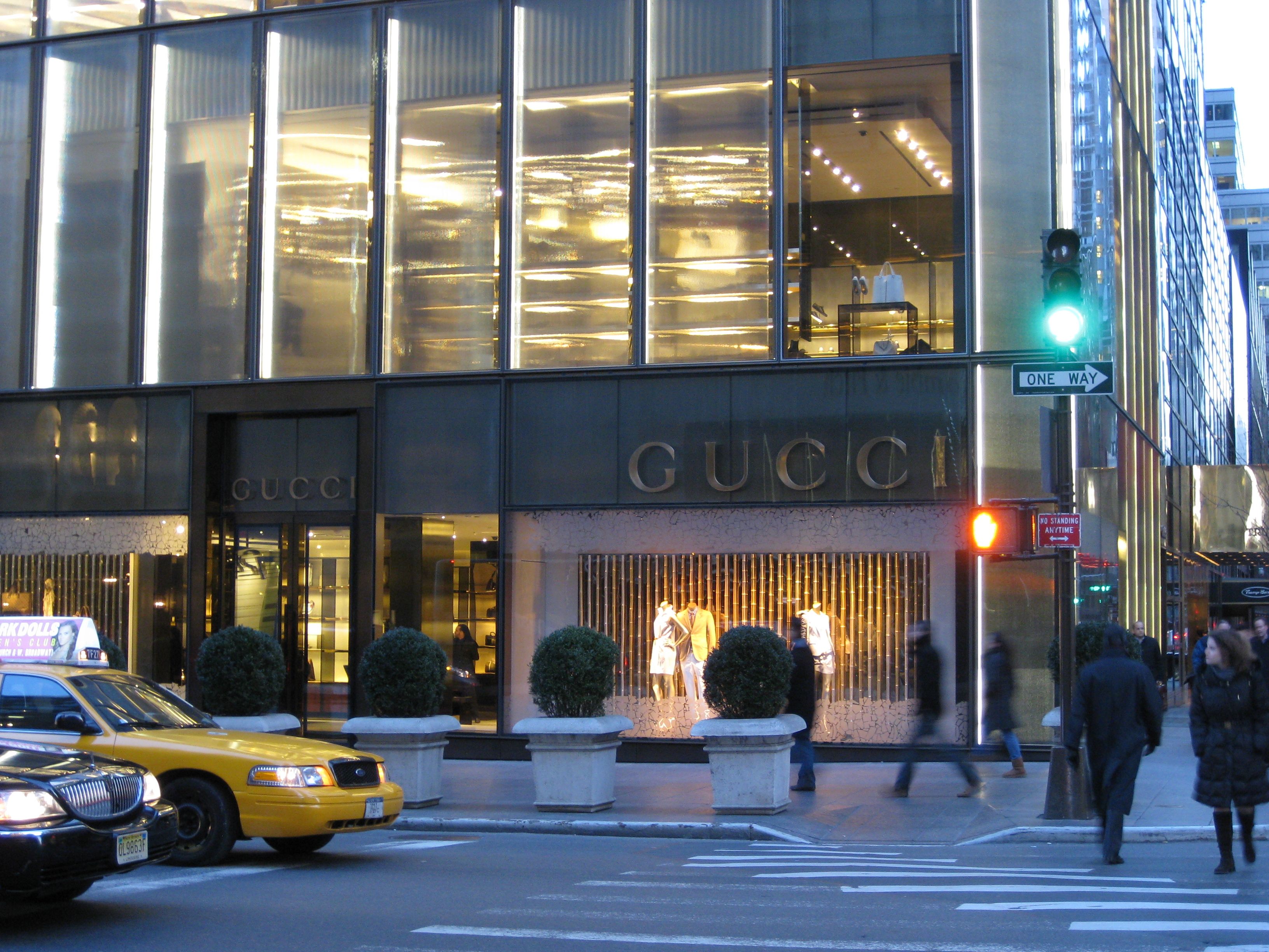 gucci new york fifth avenue