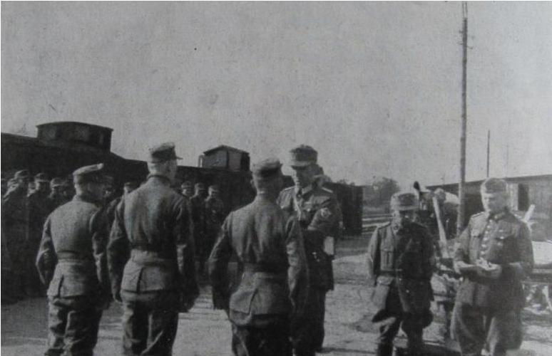 File:Warsaw Uprising decoration of German soldiers.JPG