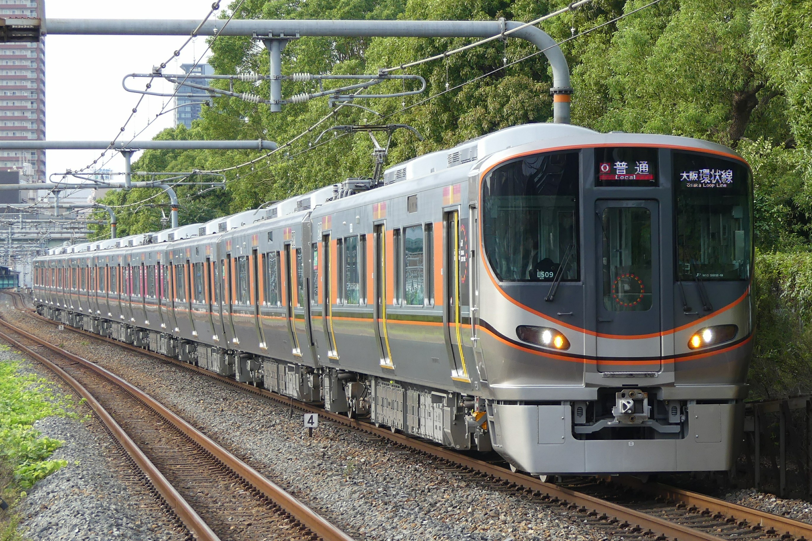 Jr西日本323系電車 Wikipedia