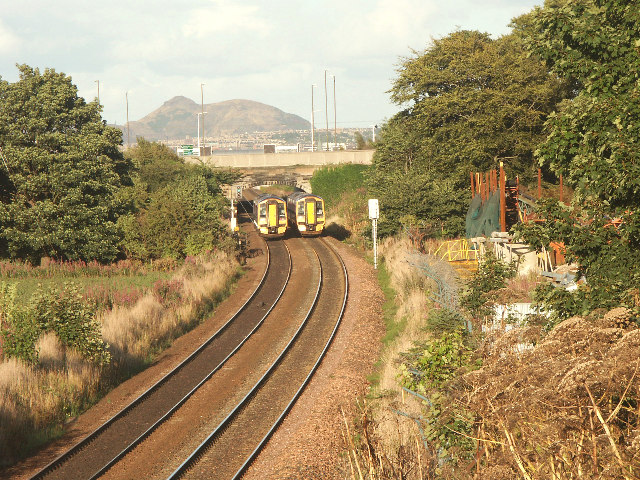 File:And they're neck and neck... - geograph.org.uk - 42703.jpg