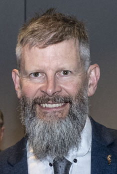 File:Brett Robinson (cropped).jpg