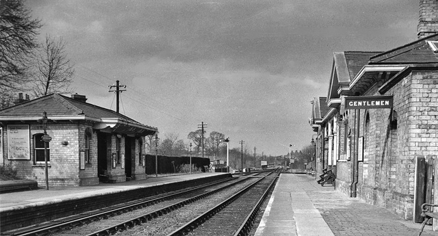 Buckingham railway station