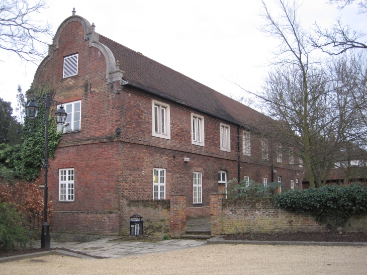 File:Charlton House Stable East.jpg