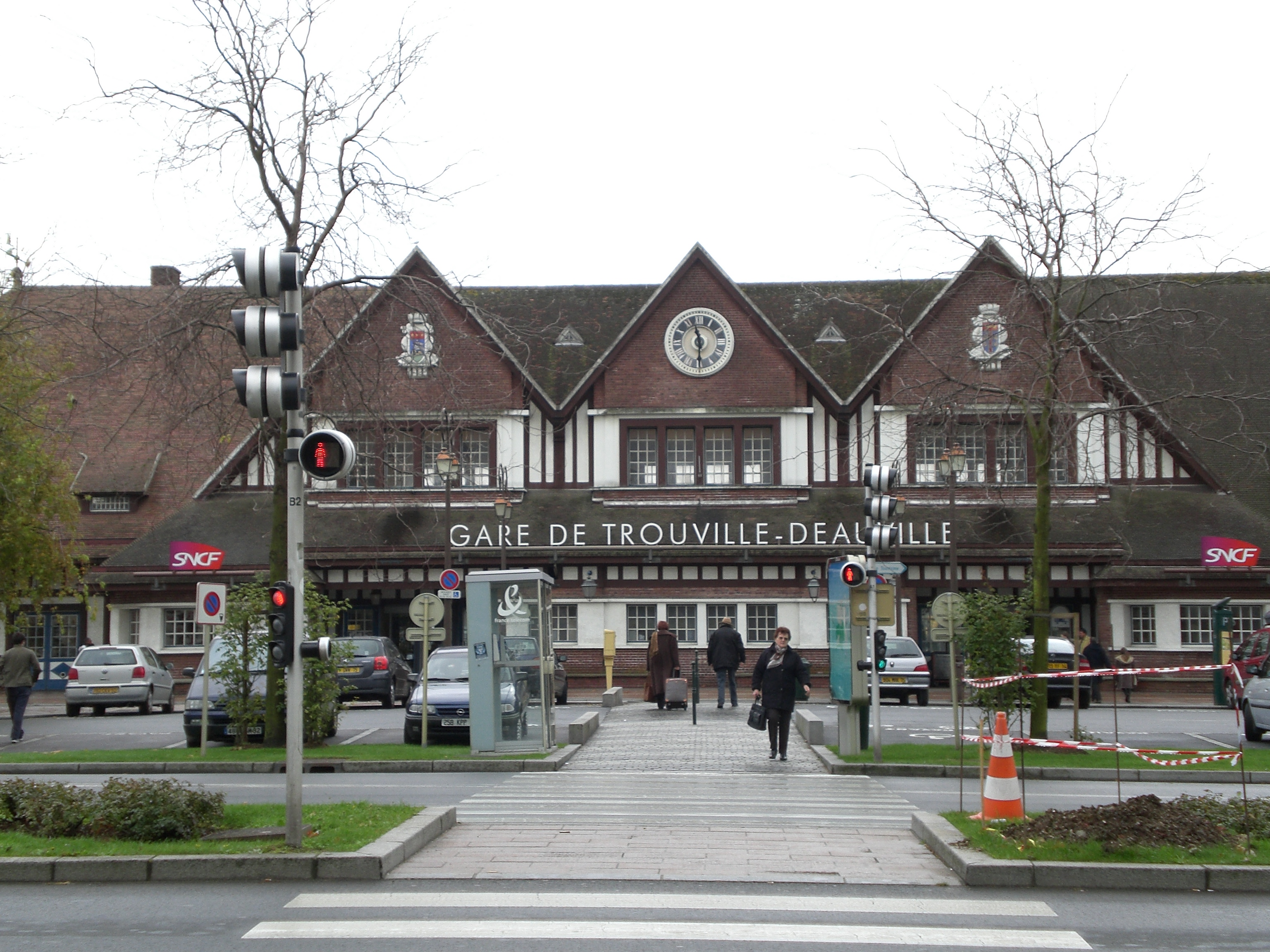 Trouville-Deauville駅（Wikipediaより引用）