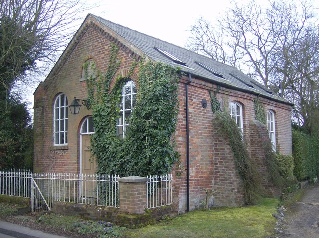 File:Dummer Chapel - geograph.org.uk - 376012.jpg