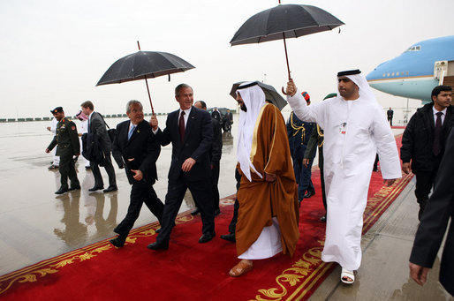 File:George W. Bush and Khalifa bin Zayed Al Nahyan.jpg