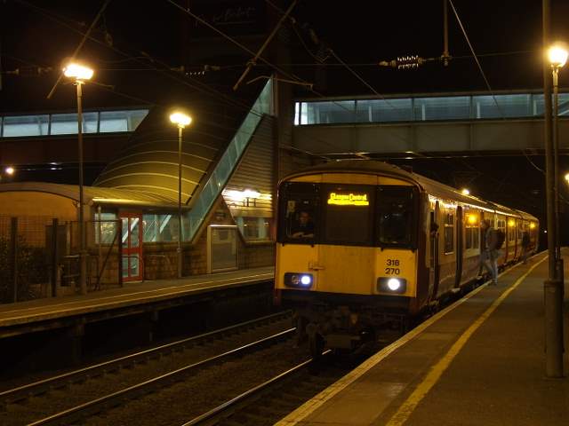 File:Glasgow Prestwick Airport station - geograph.org.uk - 1039462.jpg