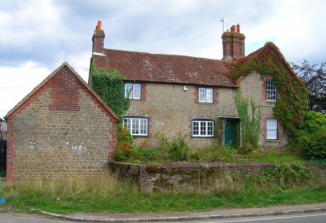 File:Hawkhurst Farm - geograph.org.uk - 225594.jpg