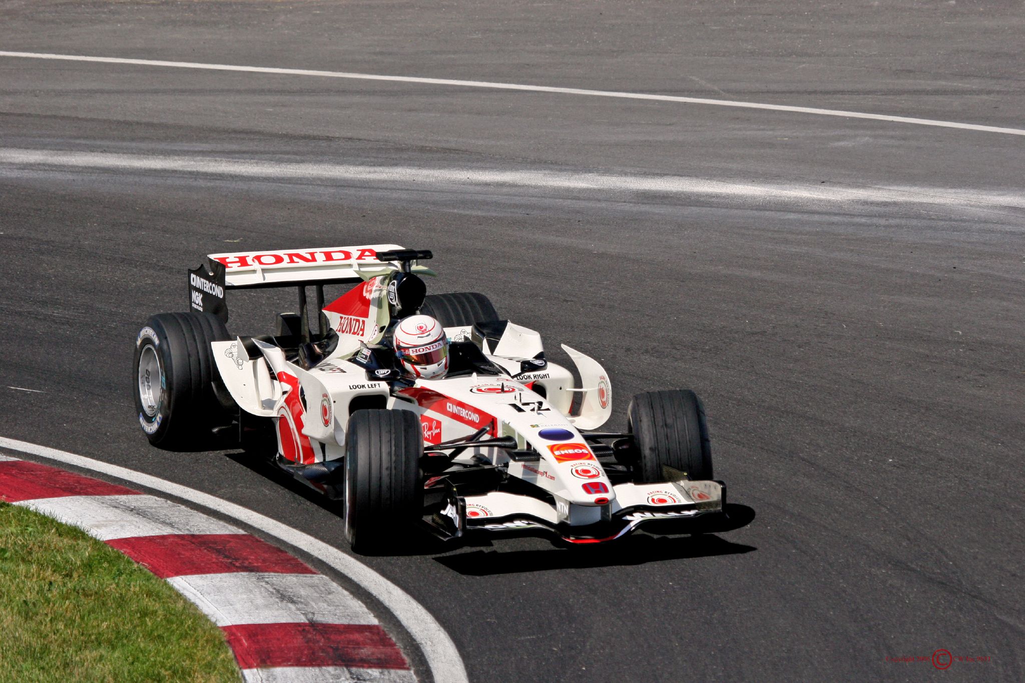 Jenson_Button_2006_Canada_2.jpg