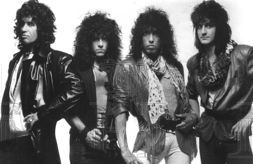 Kiss (band) - Wikipedia