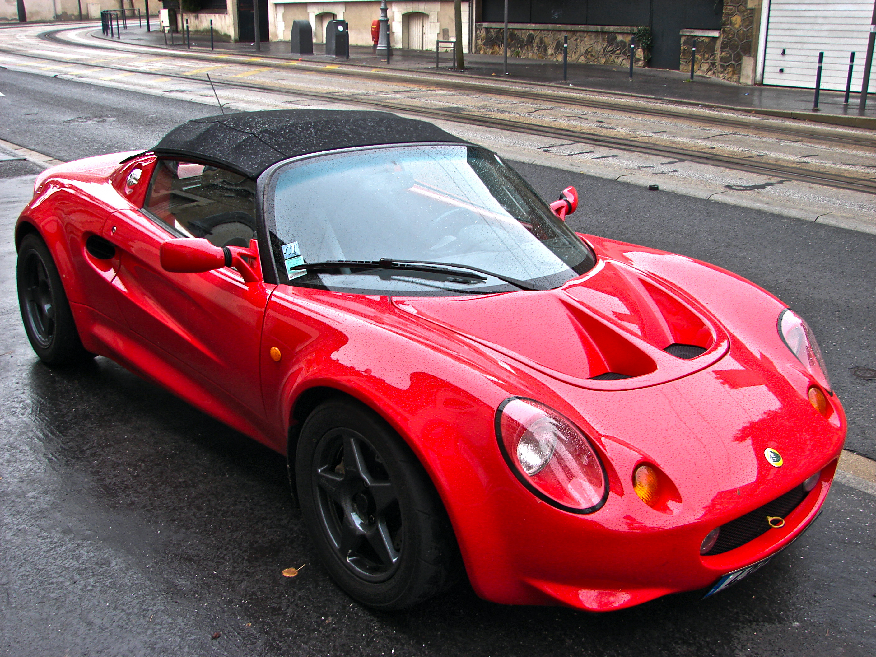 Lotus Elise розовый