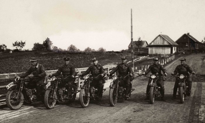 Mechanized squad of the Lithuanian army in 1928