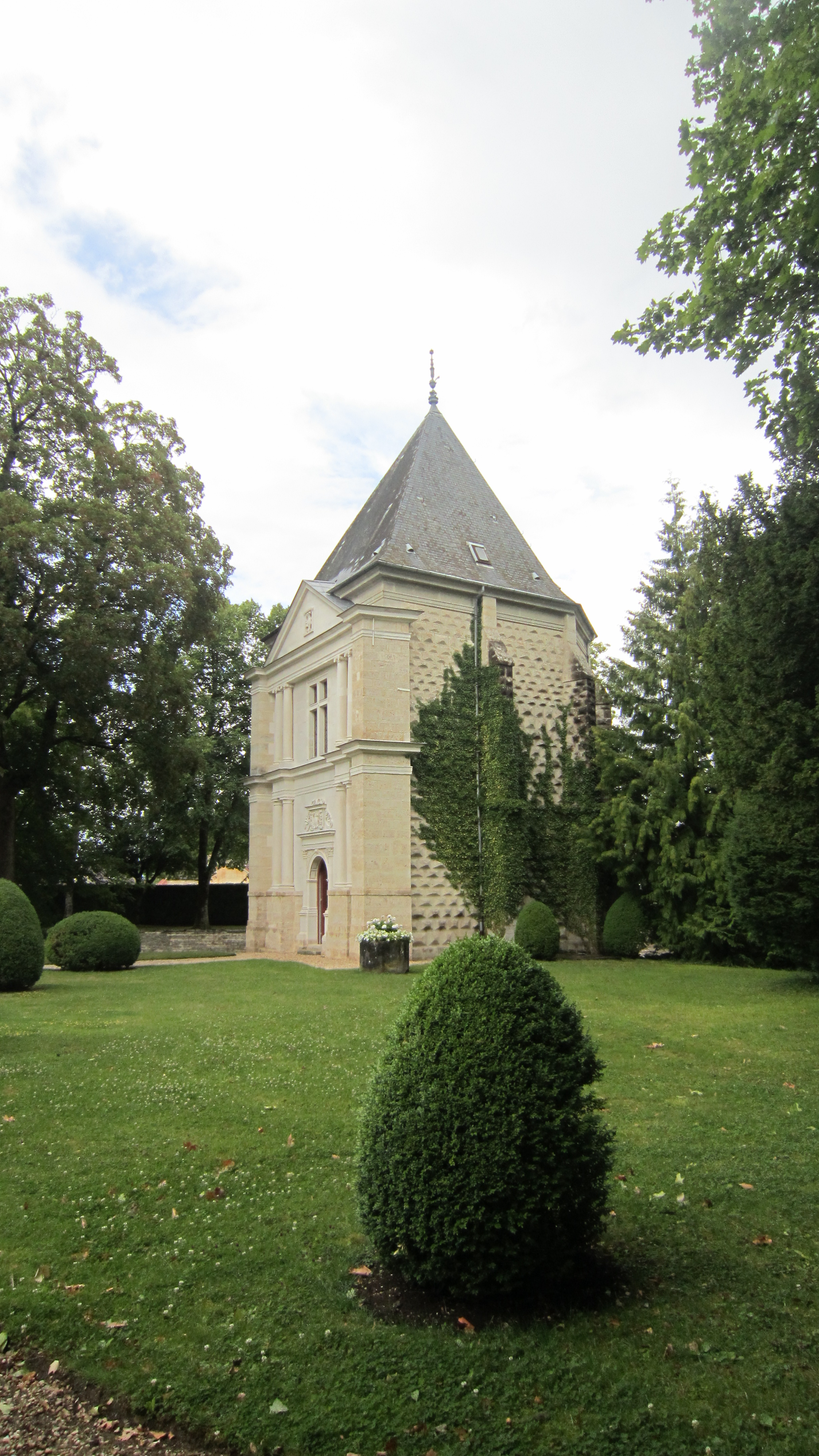 Château de Montigny-sur-Aube  France Bourgogne-Franche-Comté Côte-d'Or Montigny-sur-Aube 21520
