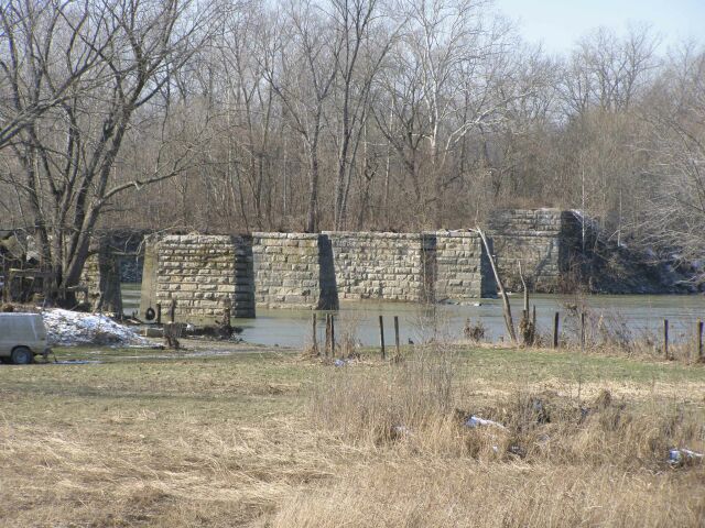 File:Old Piers on White River Gosport Indiana Monon RR.jpg