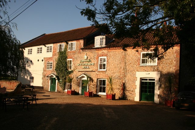 File:Sculthorpe Mill - geograph.org.uk - 556673.jpg