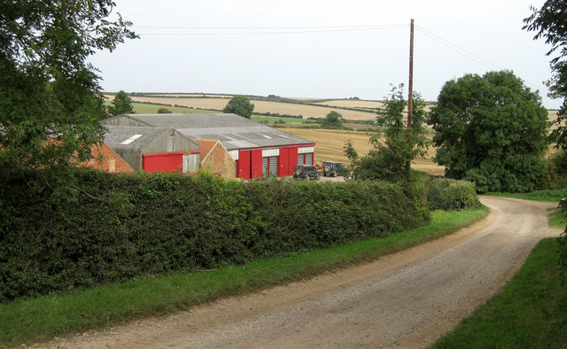 File:South Farm - geograph.org.uk - 1497225.jpg