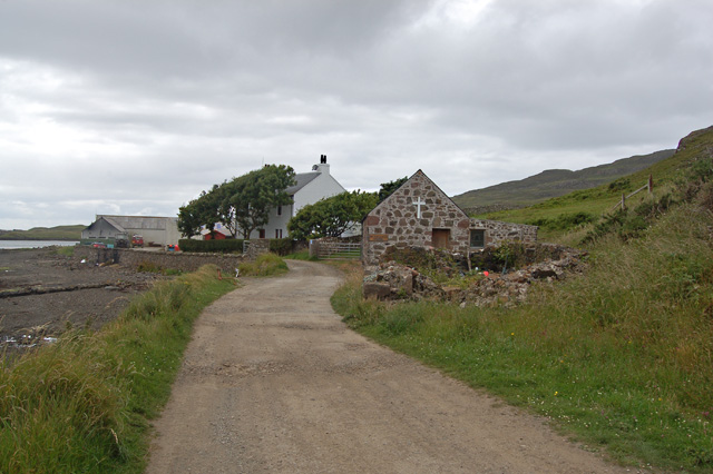 File:St Columba's Chapel - geograph.org.uk - 880022.jpg