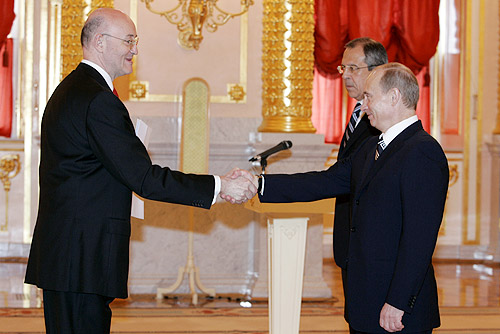 File:Vladimir Putin with Jorge Alberto Meier Long.jpg