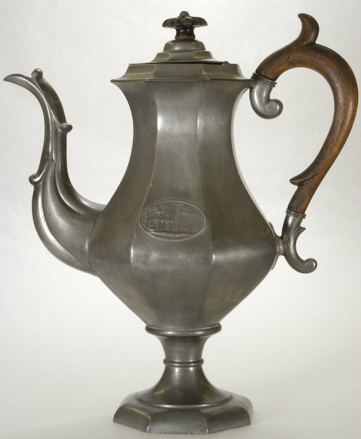 An image of a pewter teapot from 1840.