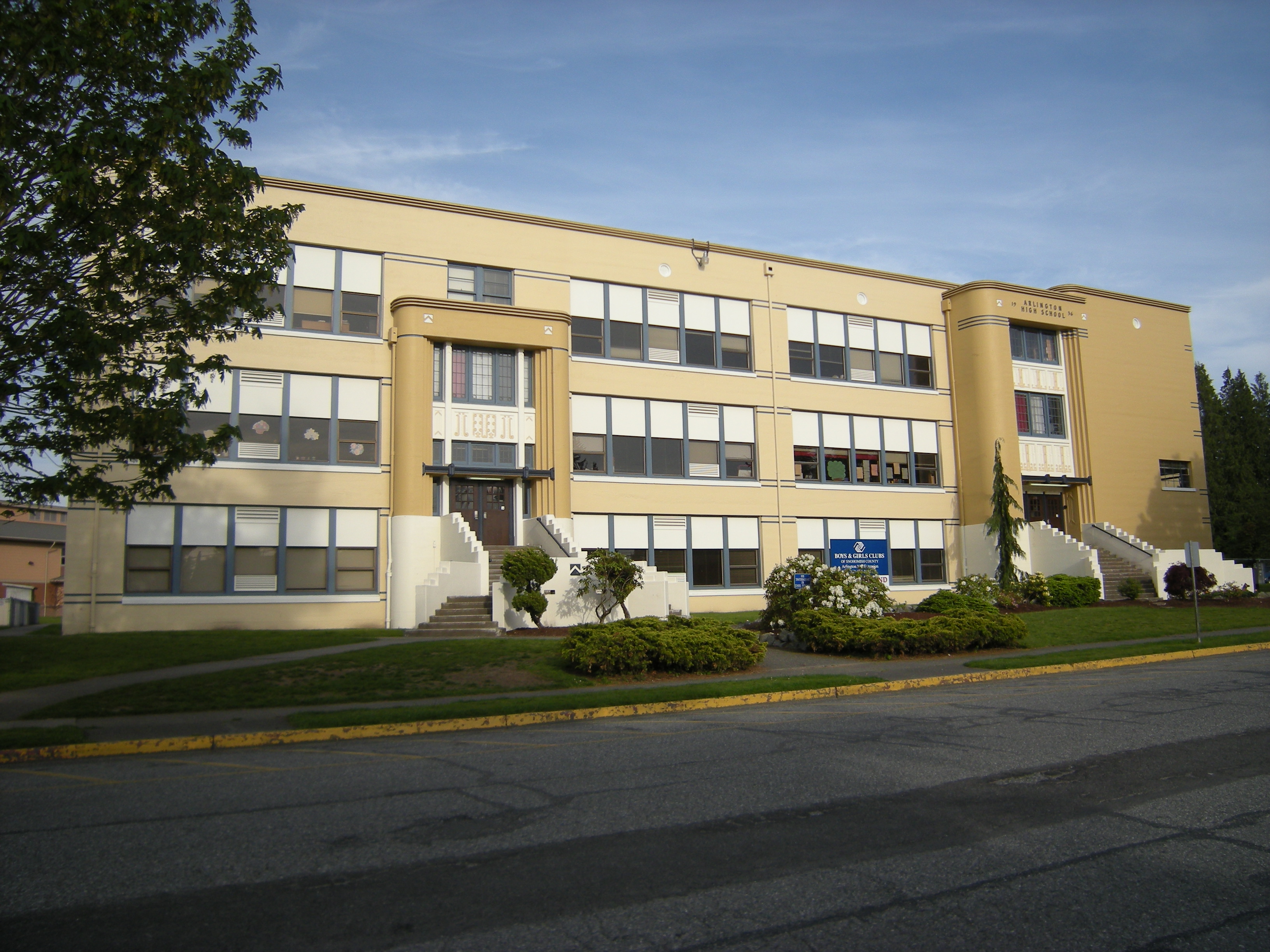 File:Arlington, WA  old Arlington High School 01.jpg  Wikimedia Commons