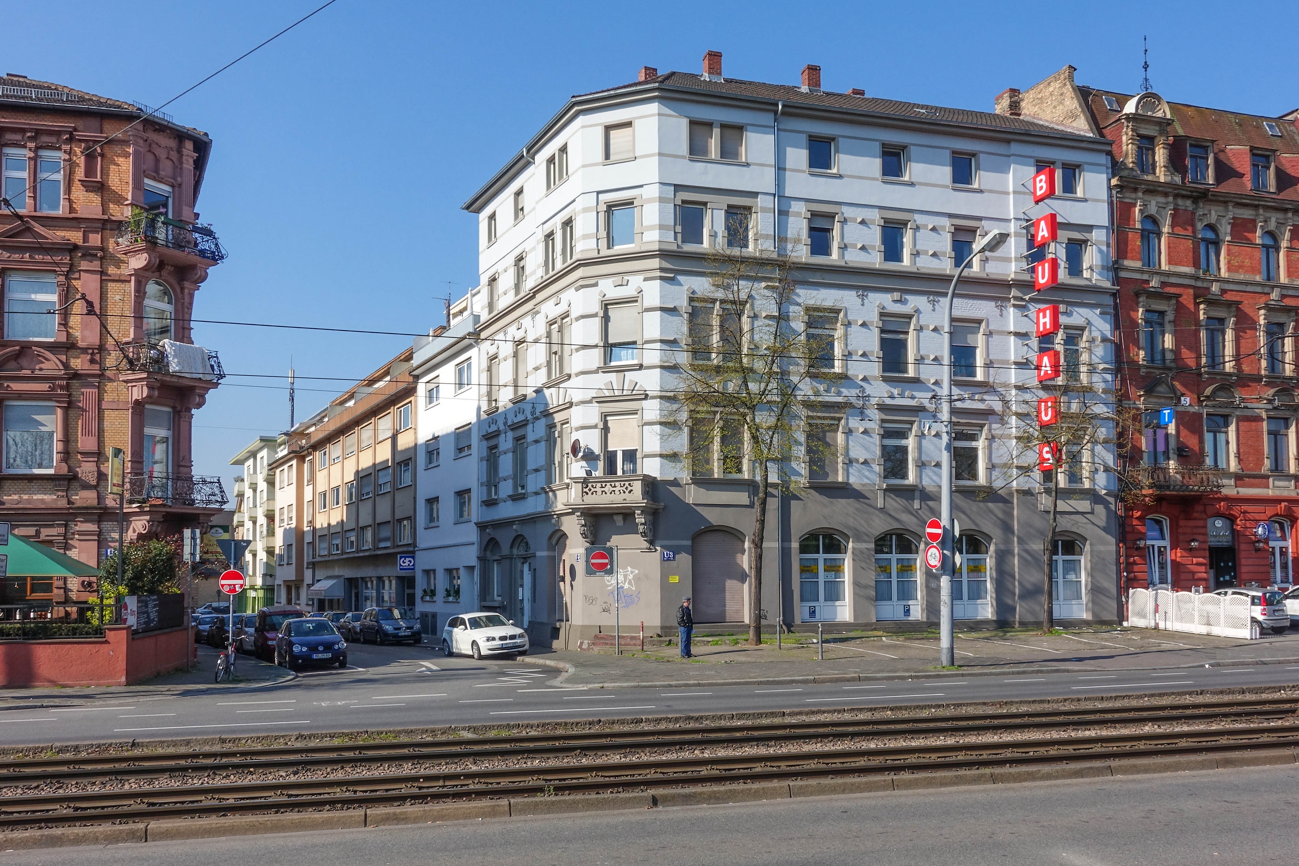  Firmen :: Das neue Warehouse One in Düsseldorf