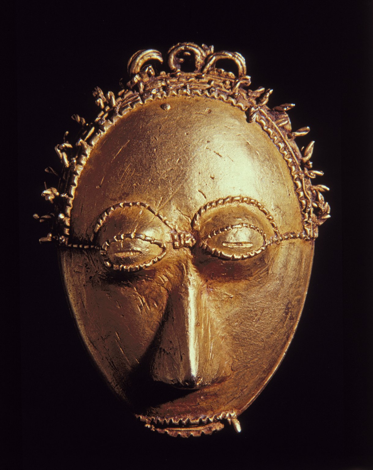 Baule Pendant Mask