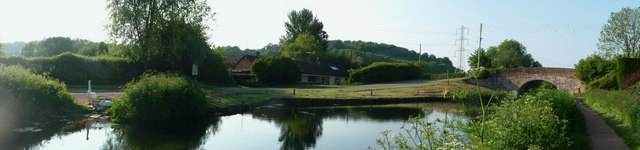 File:Burlescombe , Grand Western Canal and Fossend Bridge - geograph.org.uk - 1331017.jpg