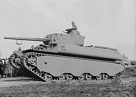 File:Heavy-tank-OWI-2.jpg